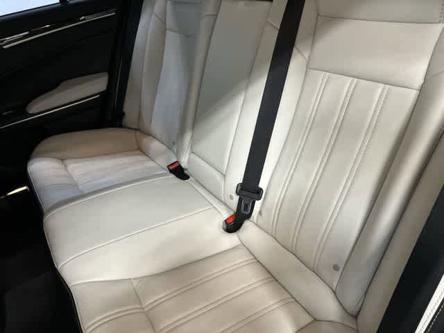Used 2018 Chrysler 300 S w/ 300S Premium Group image 11