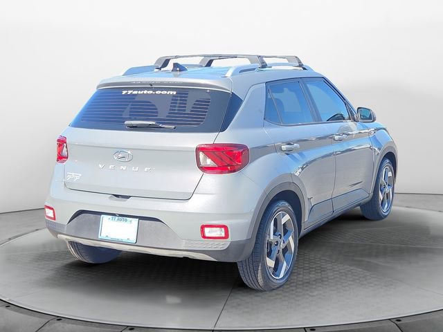 Used 2022 Hyundai Venue SEL image 5