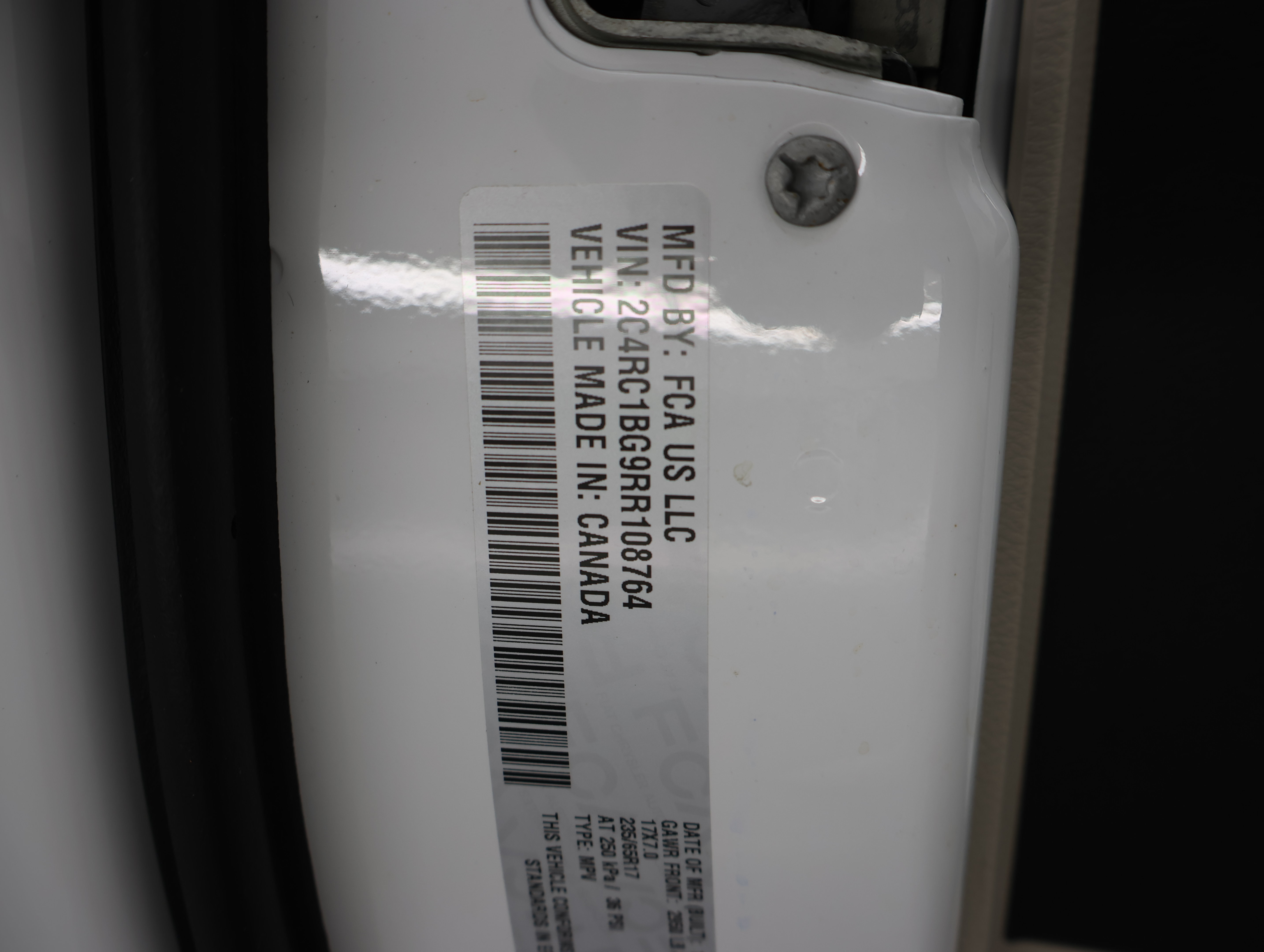 Used 2024 Chrysler Pacifica Touring-L FWD image 60