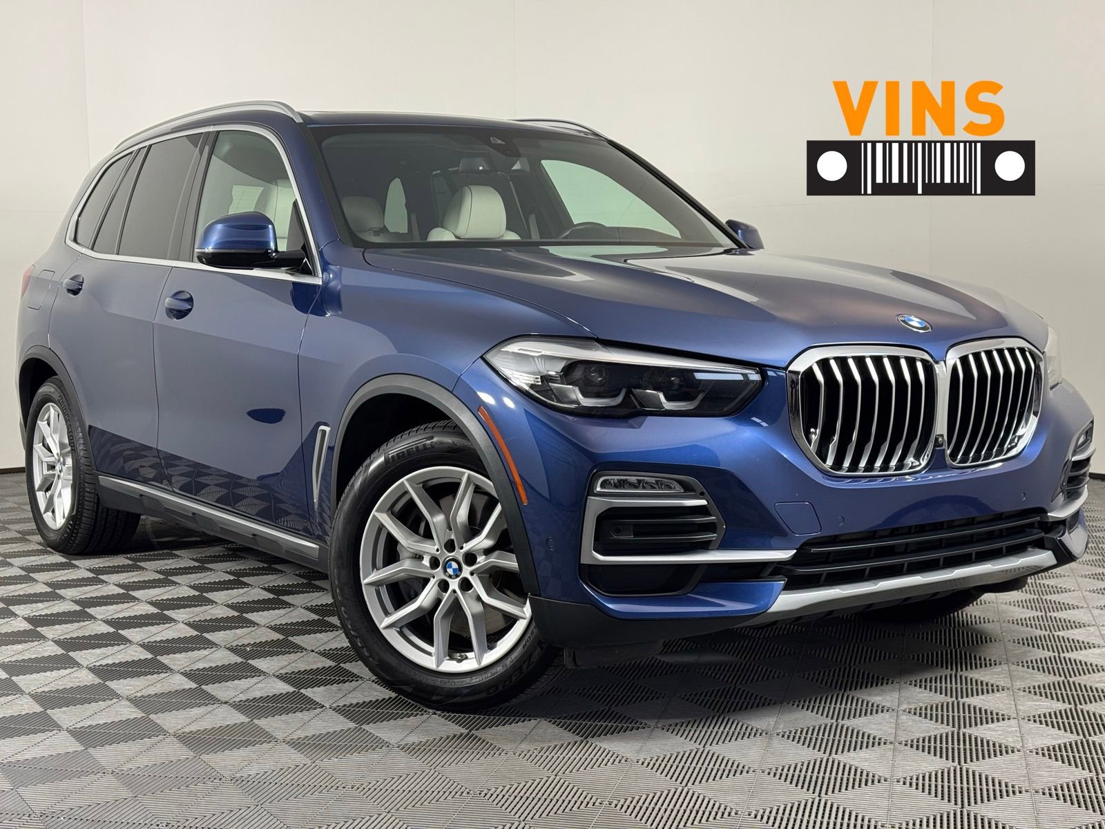 Used 2021 BMW X5 xDrive45e w/ Premium Package image 1