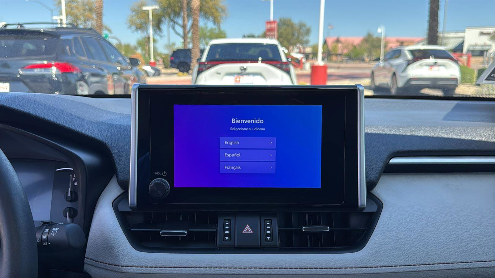 Used 2023 Toyota RAV4 XLE Premium image 19