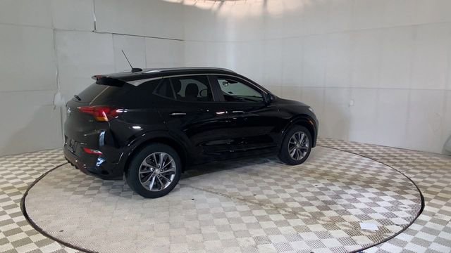 Used 2023 Buick Encore GX Select w/ Sport Touring Package FWD image 9