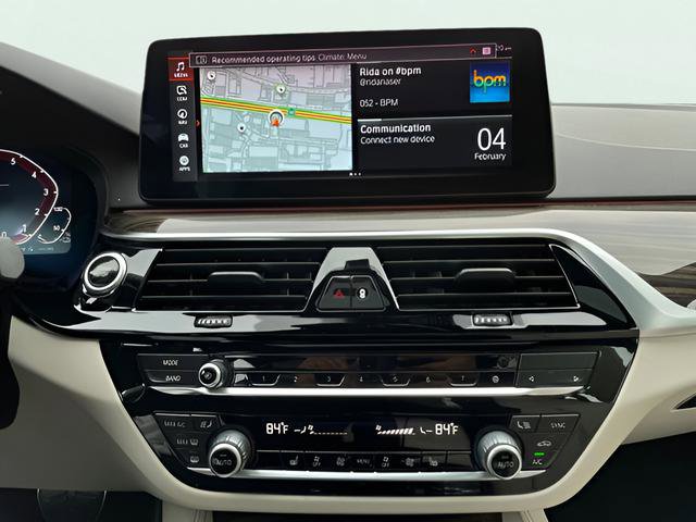 Used 2022 BMW 530e w/ M Sport Package image 13