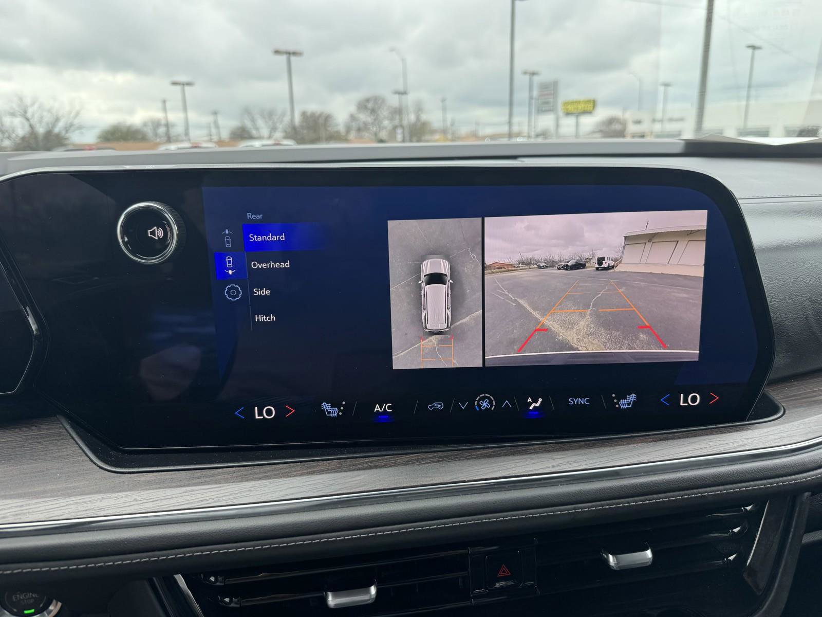 Used 2025 Chevrolet Tahoe LT image 14