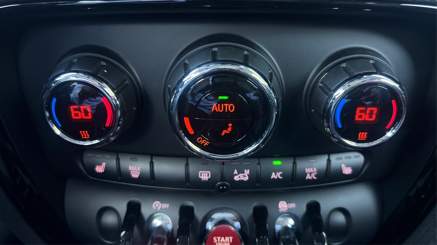 Used 2017 MINI Cooper Clubman S image 29