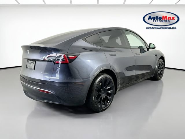 Used 2025 Tesla Model Y Long Range AWD/4WD image 2