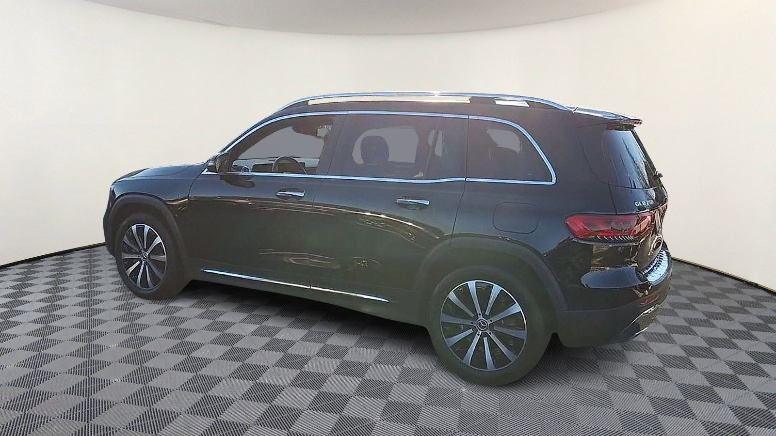 Used 2022 Mercedes-Benz GLB 250 4MATIC image 6