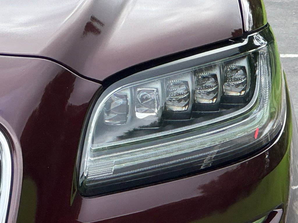 Used 2019 Lincoln Nautilus Black Label AWD/4WD image 5