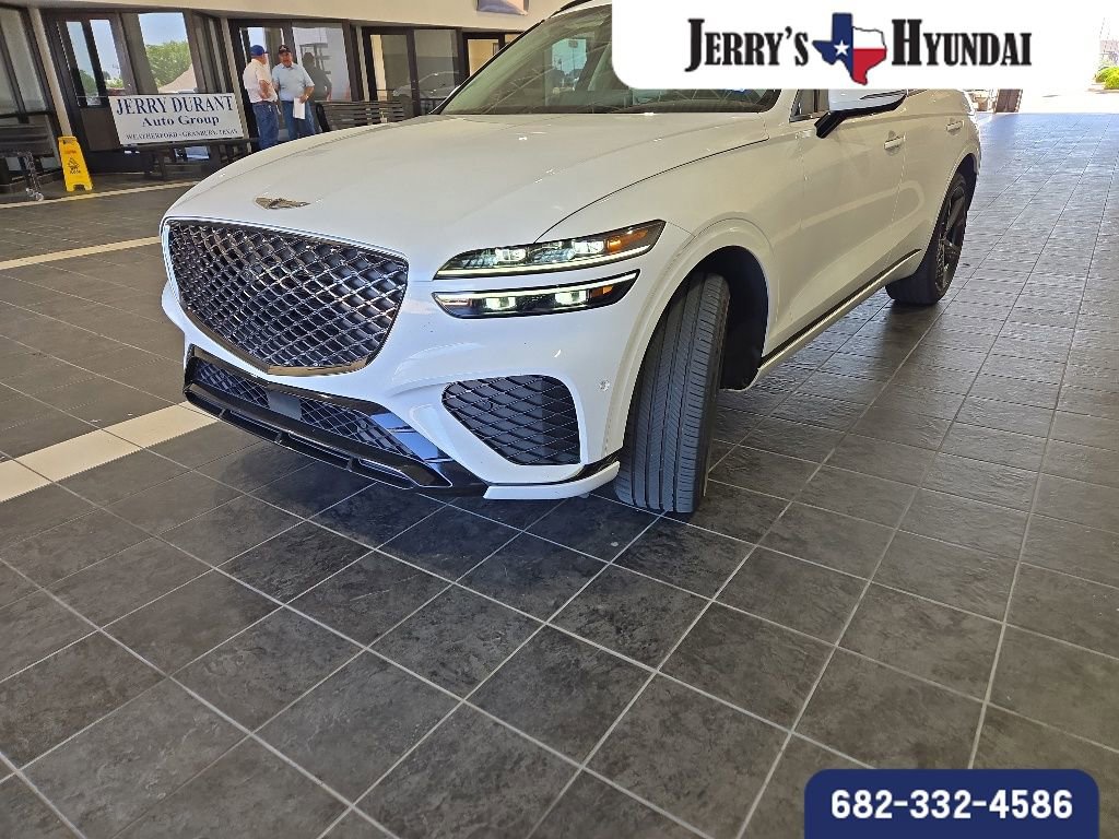 Used 2022 Genesis GV70 3.5T Sport w/ Sport Prestige Package AWD/4WD image 2