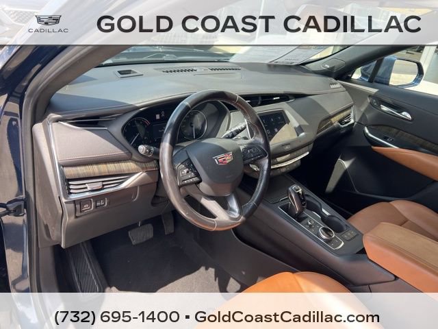 Used 2019 Cadillac XT4 Premium Luxury AWD/4WD image 16