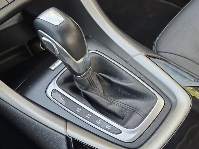 Used 2016 Ford Fusion SE w/ Equipment Group 202A FWD image 12