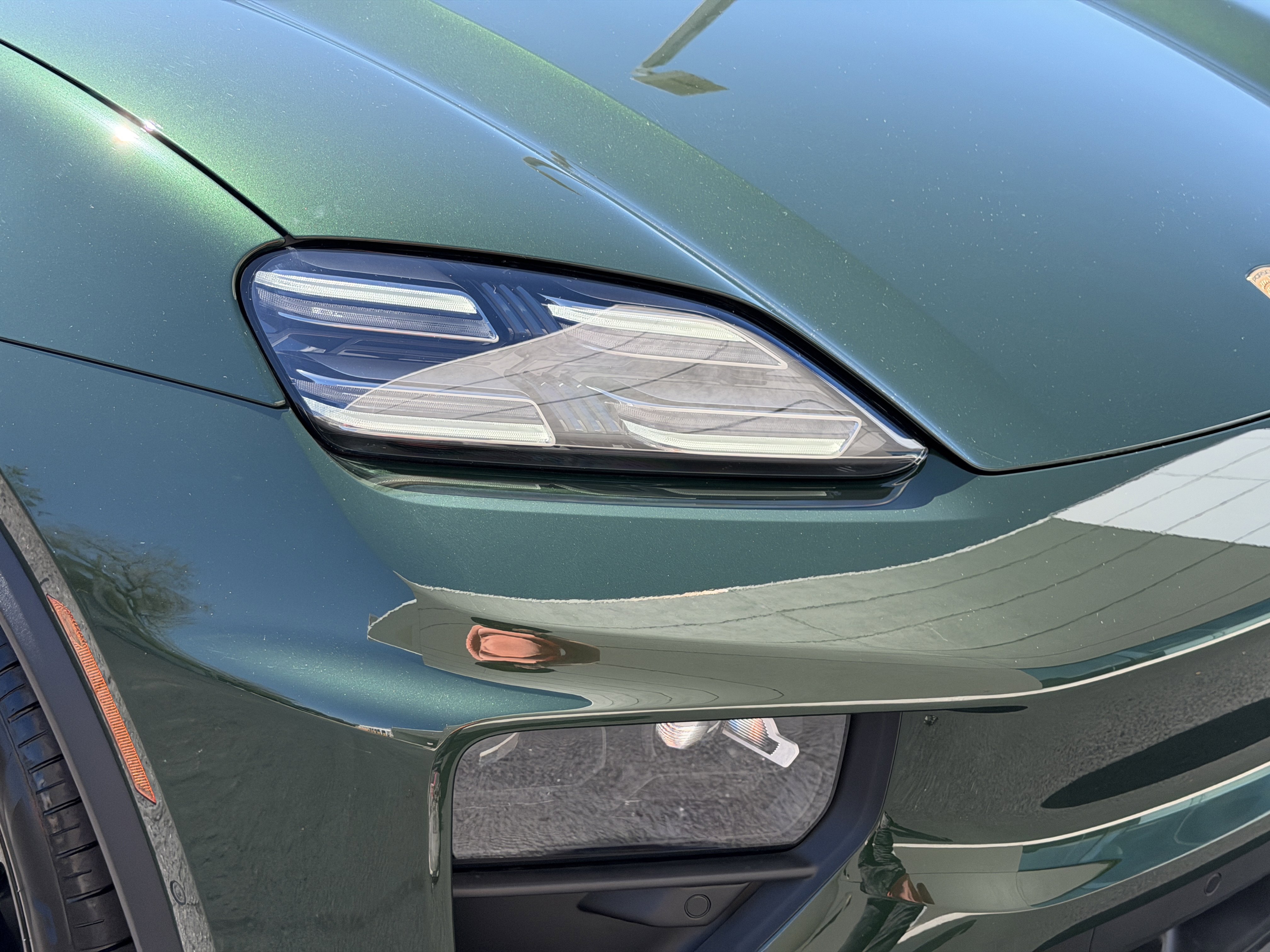 New 2026 Porsche Macan 4 Electric image 10