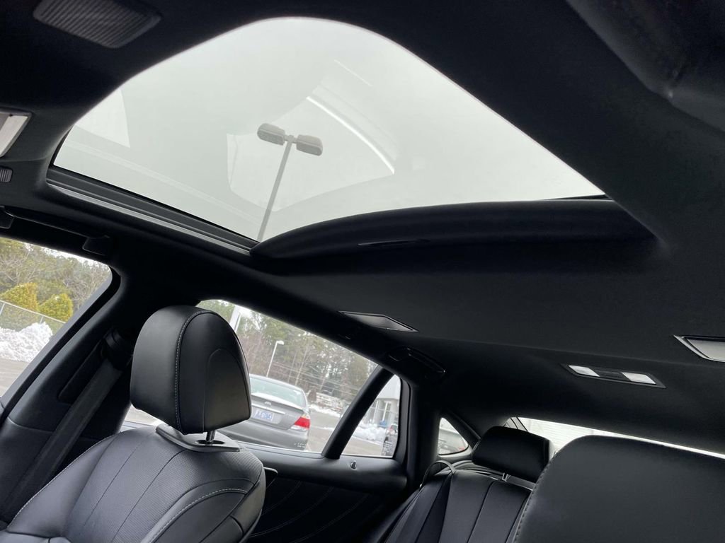 Used 2020 Lexus LS 500 w/ Accessory Package (Z2) image 30