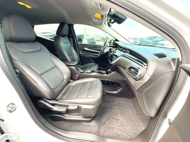 Used 2023 Chevrolet Bolt EUV LT w/ Convenience Package FWD image 27
