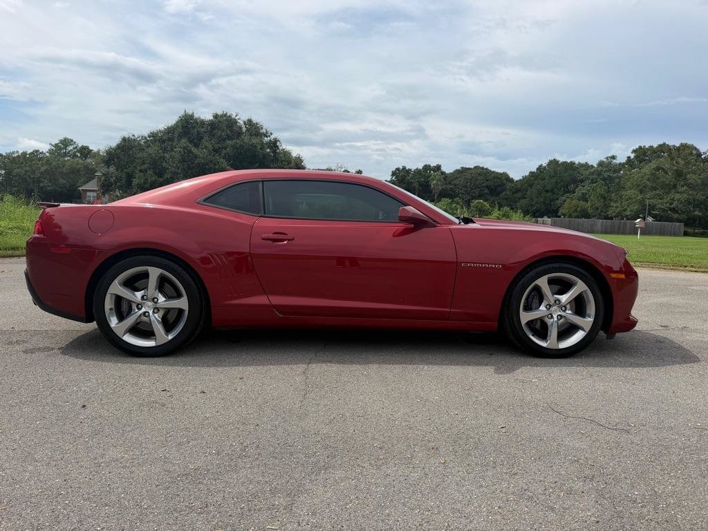 Used 2014 Chevrolet Camaro SS w/ RS Package RWD image 7