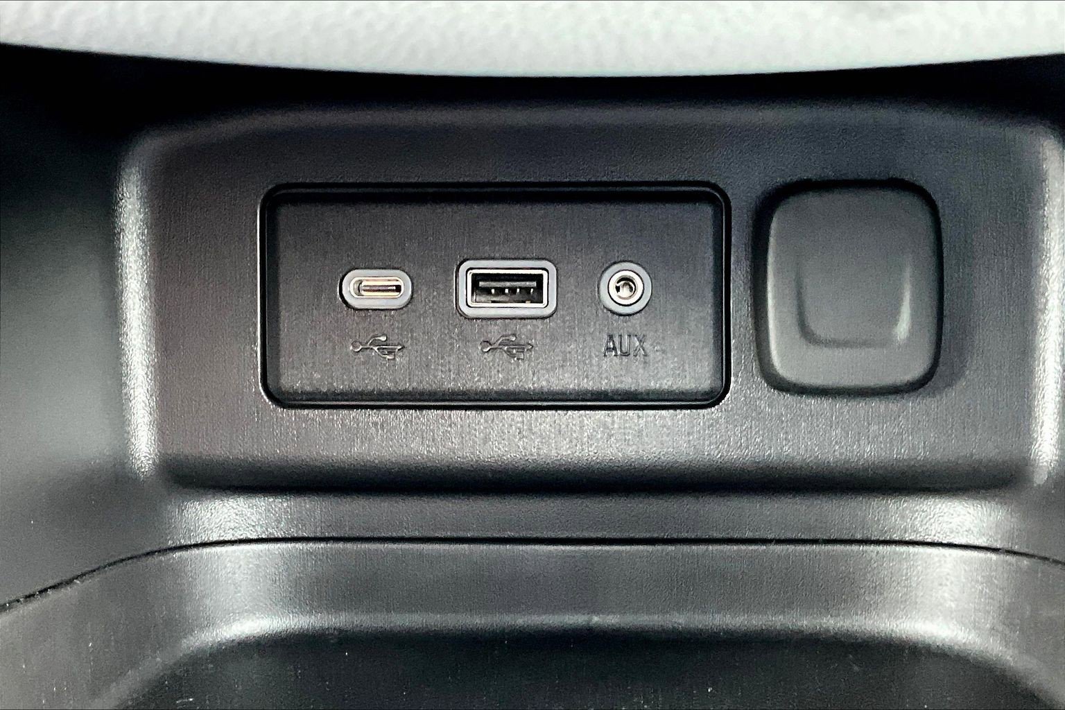 Used 2023 Chevrolet Equinox LS w/ LS Convenience Package FWD image 16