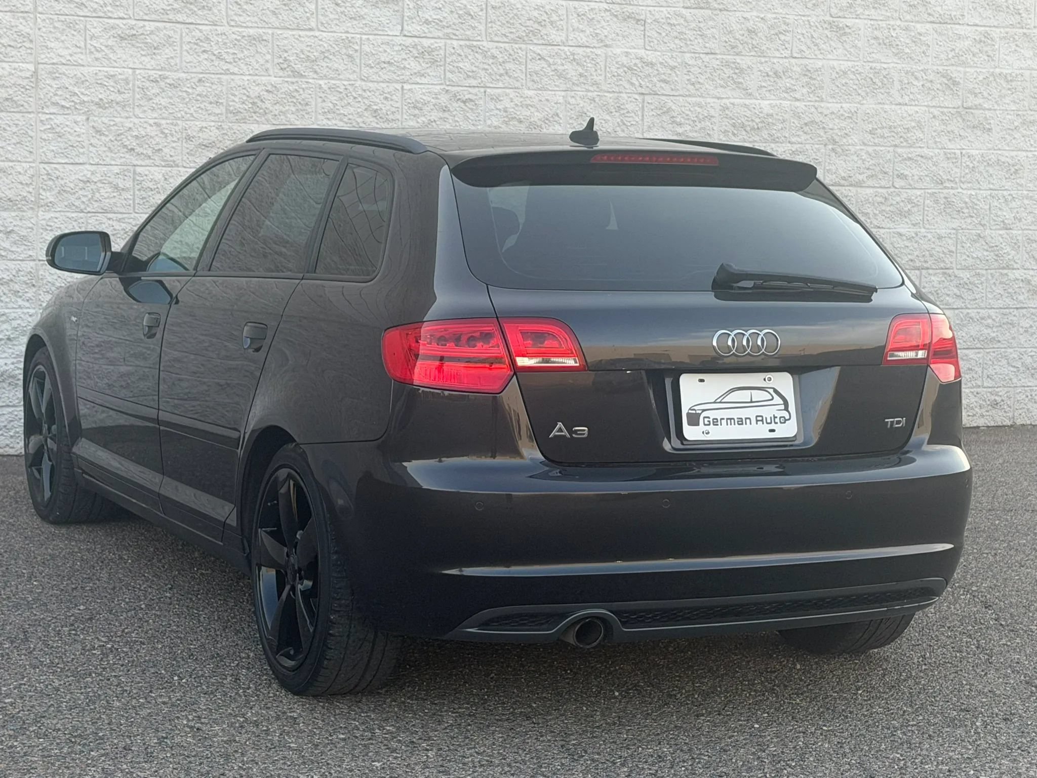 Used 2011 Audi A3 TDI Premium Plus FWD image 6