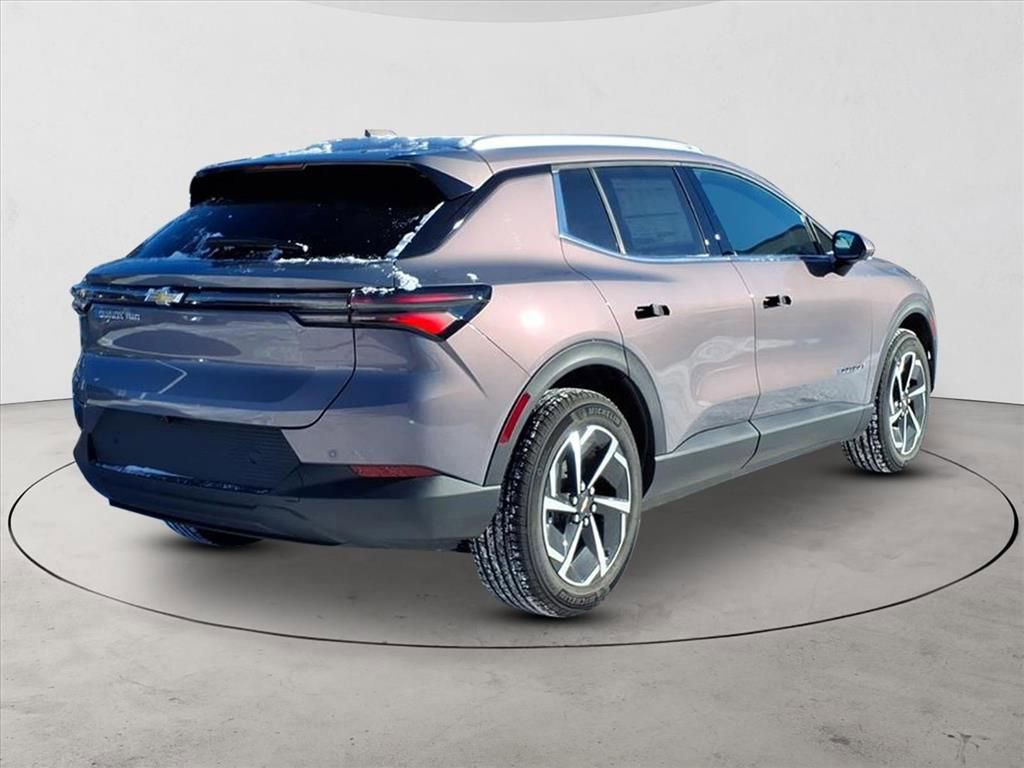 New 2026 Chevrolet Equinox EV LT image 5