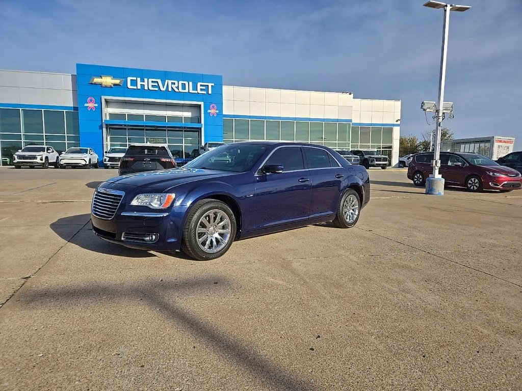 Used 2014 Chrysler 300 w/ Driver Convenience Group