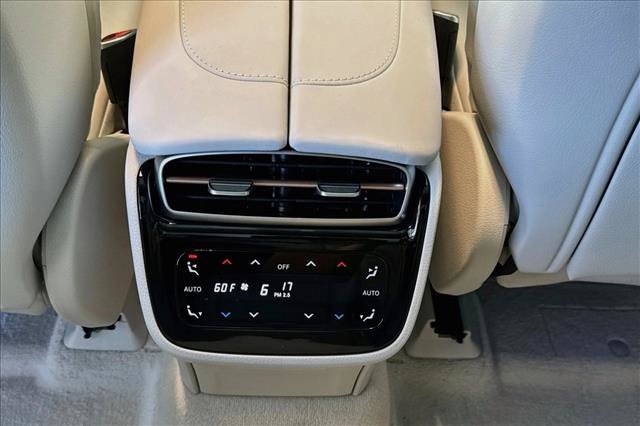 New 2026 Mercedes-Benz EQS 400 4MATIC SUV image 23