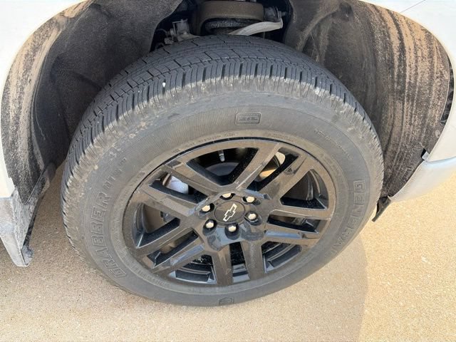 Used 2025 Chevrolet Silverado 1500 Custom AWD/4WD image 25