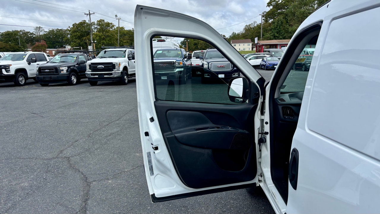 Used 2019 RAM ProMaster City Tradesman image 14