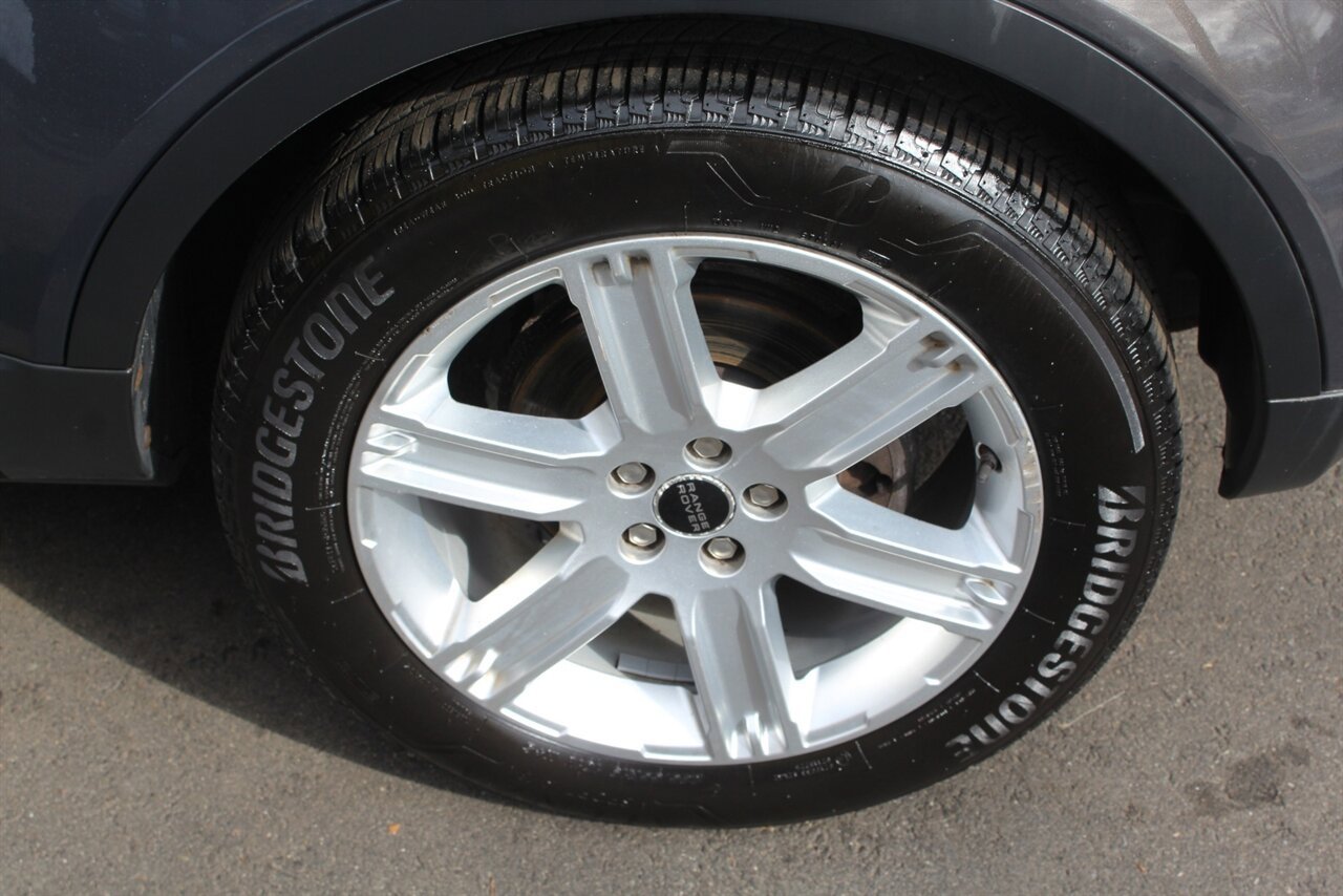 Used 2012 Land Rover Range Rover Evoque Pure Plus AWD/4WD image 26
