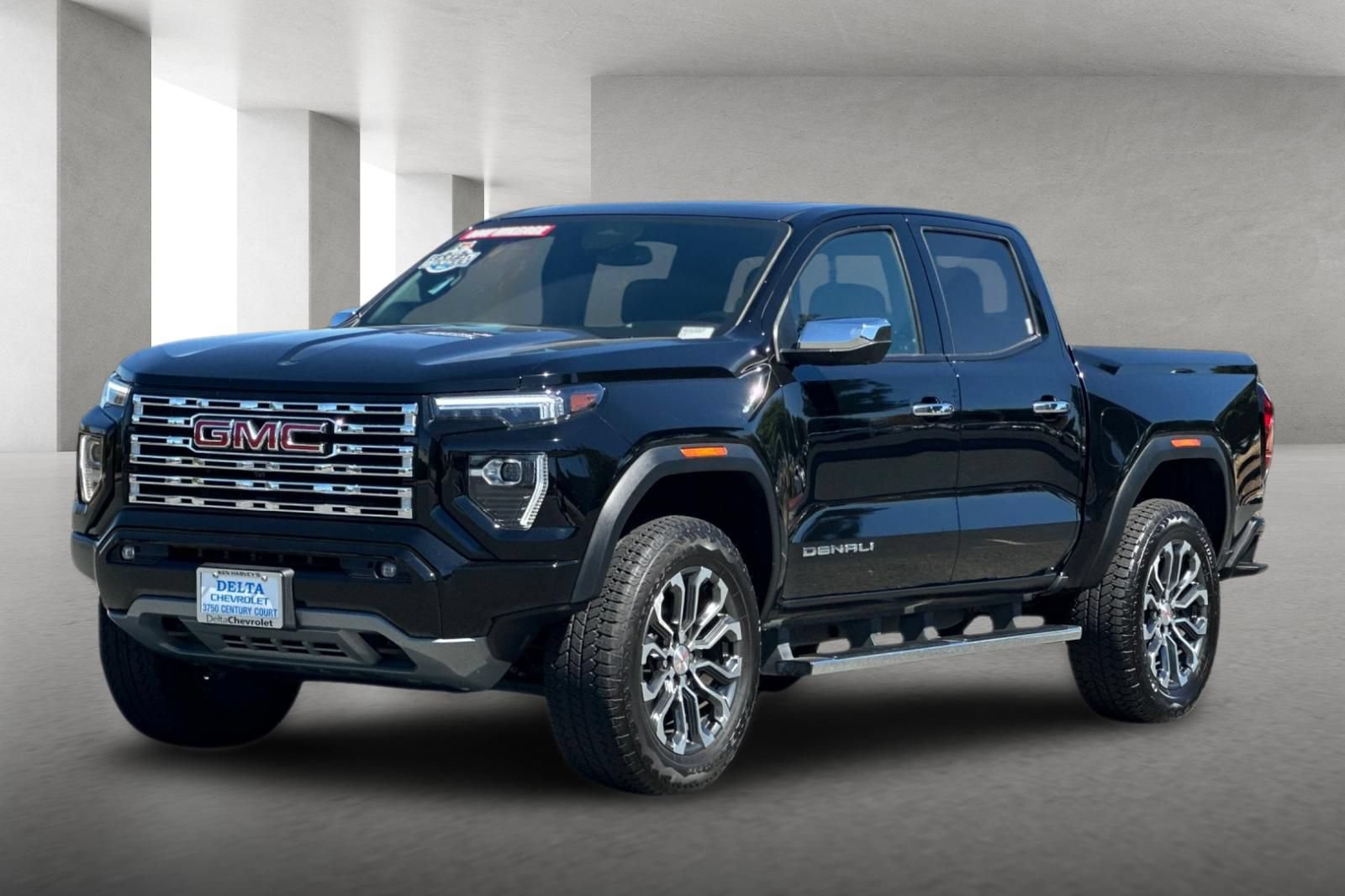 Used 2023 GMC Canyon Denali AWD/4WD image 8