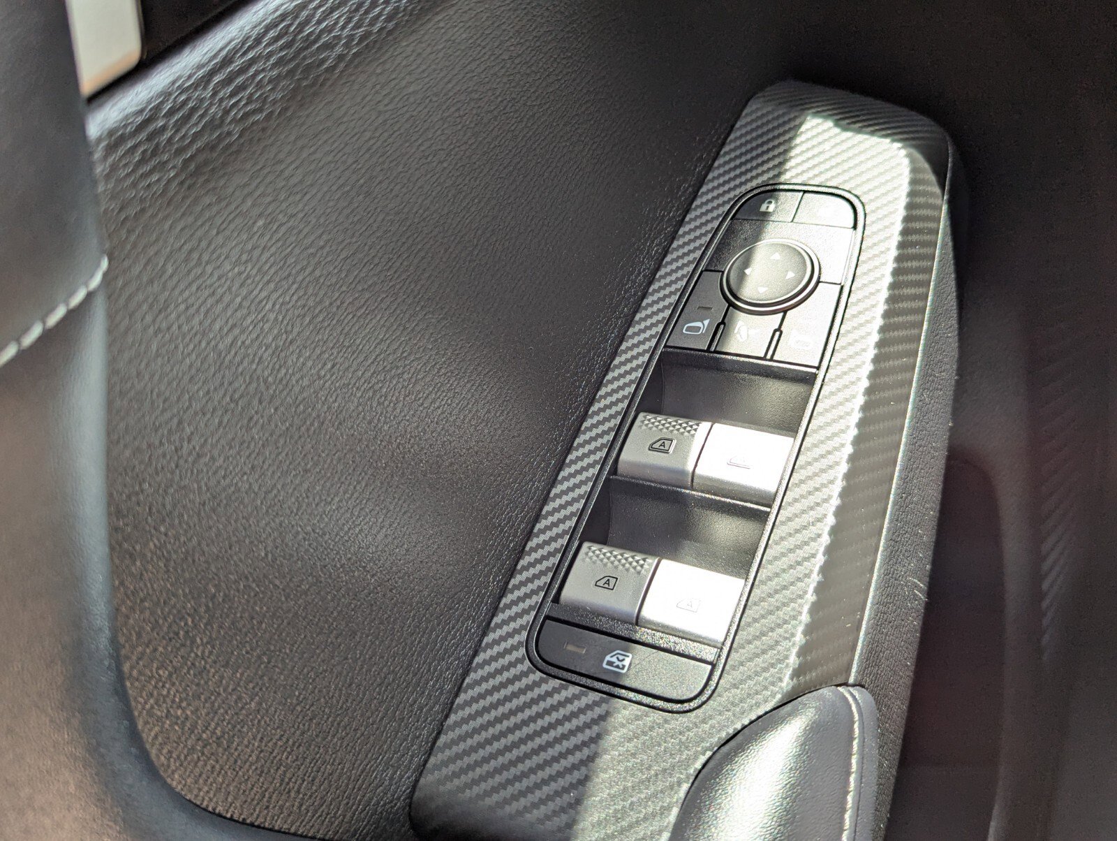 Used 2023 Mitsubishi Outlander SE FWD image 39