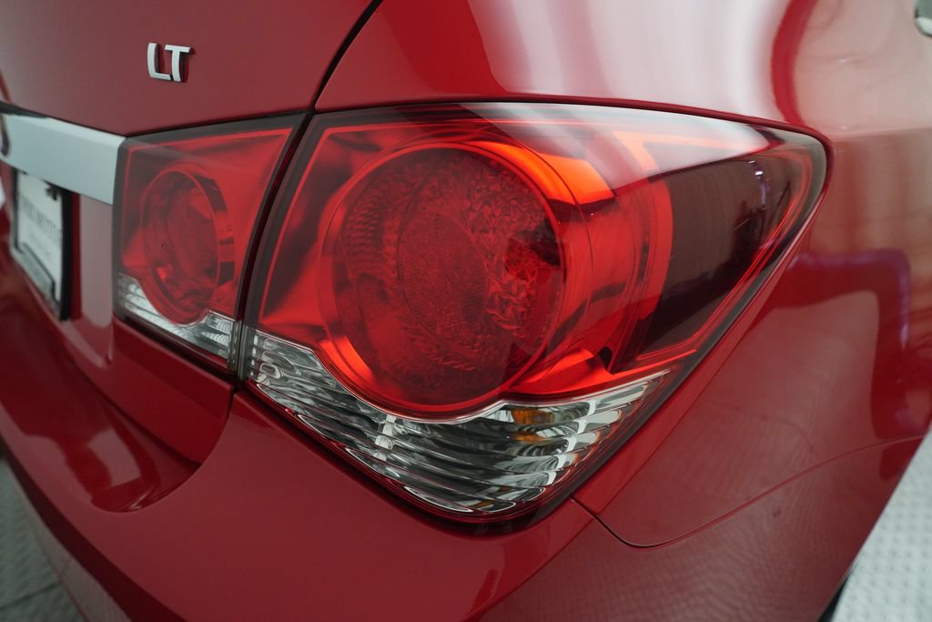 Used 2015 Chevrolet Cruze LT FWD image 28