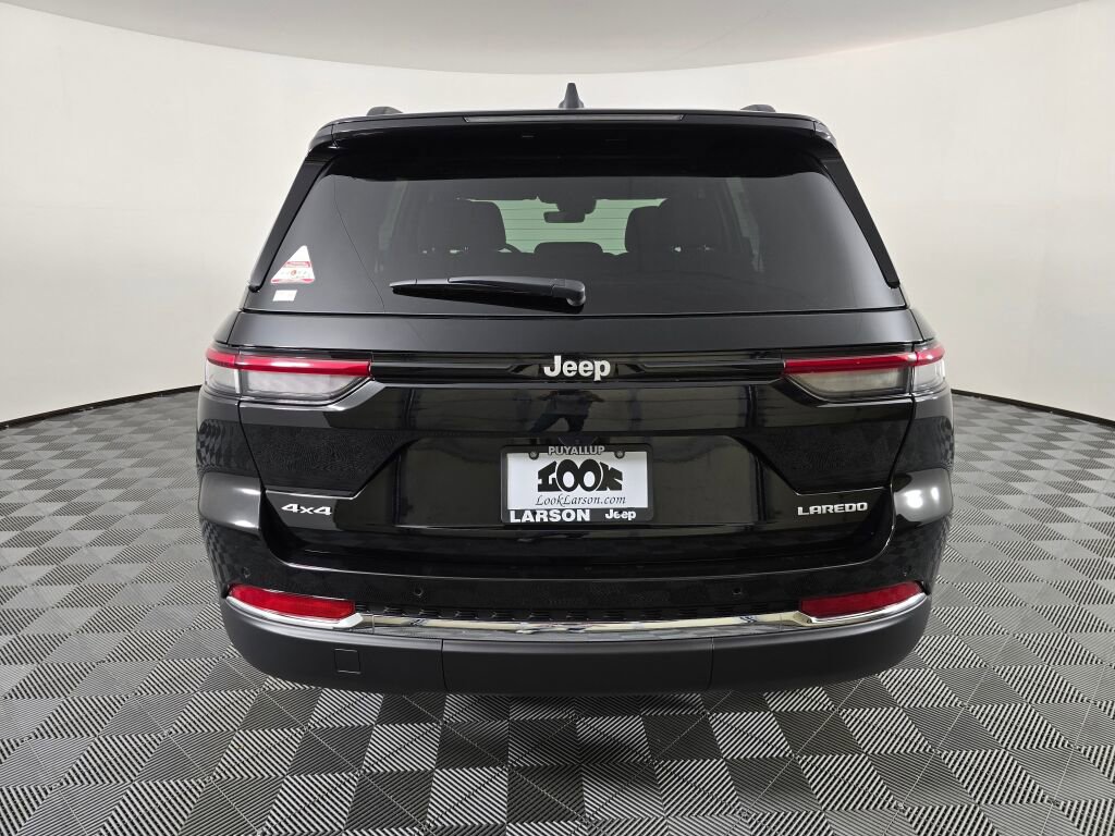 New 2025 Jeep Grand Cherokee Laredo X w/ Trailer Tow Package image 5