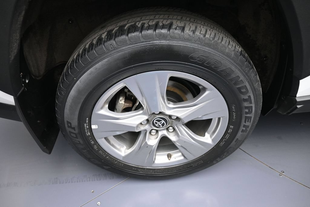 Used 2023 Toyota RAV4 XLE w/ XLE Grade Weather Package AWD/4WD image 12