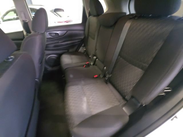 Used 2020 Nissan Rogue S AWD/4WD image 22