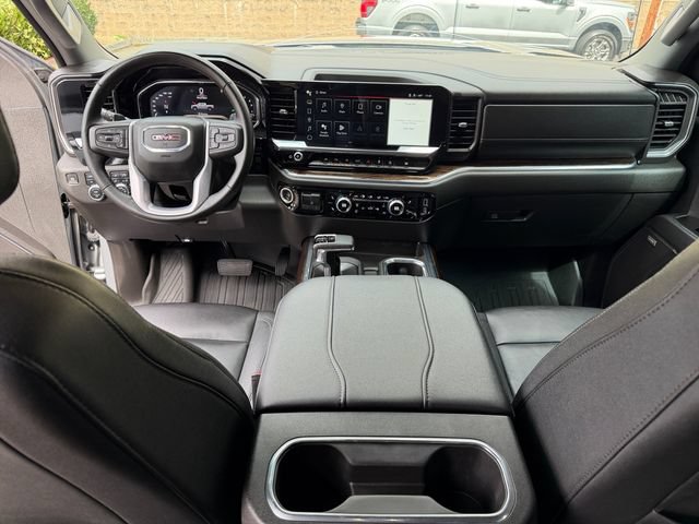 Used 2024 GMC Sierra 1500 Elevation w/ Elevation Premium Package AWD/4WD image 21