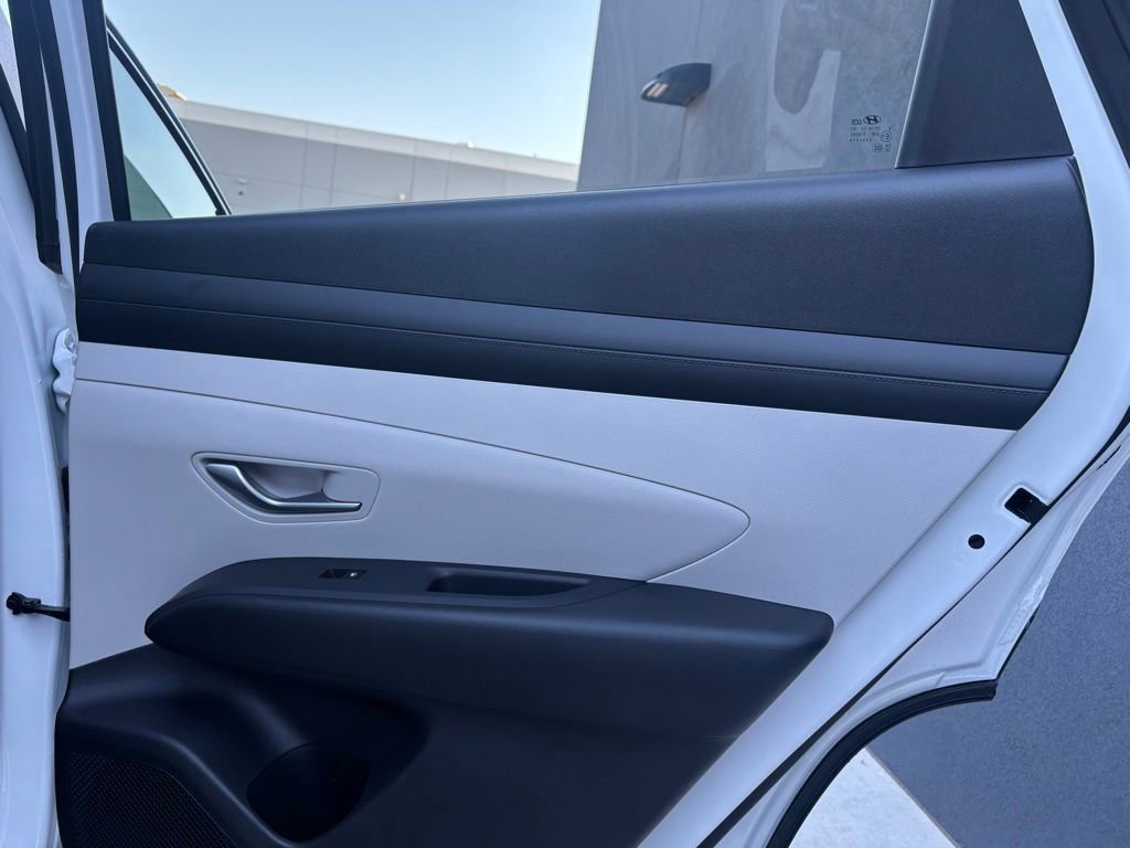 New 2026 Hyundai Tucson SEL image 14