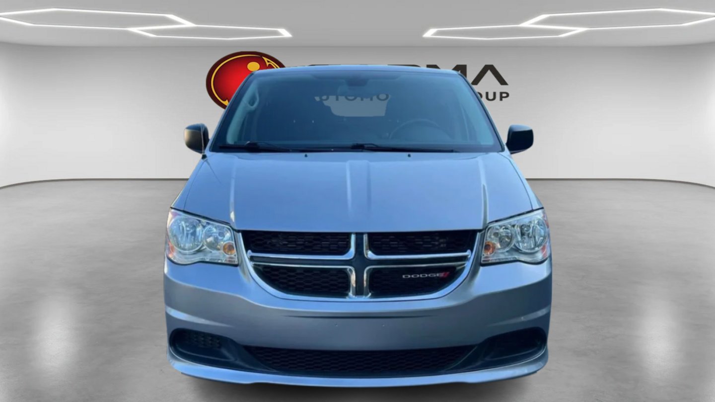 Used 2019 Dodge Grand Caravan SE w/ UConnect Hands-Free Group FWD image 8