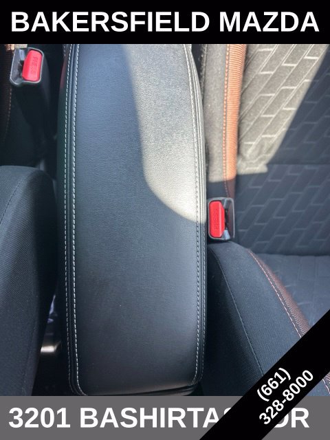 Used 2023 Nissan Kicks SR FWD image 14