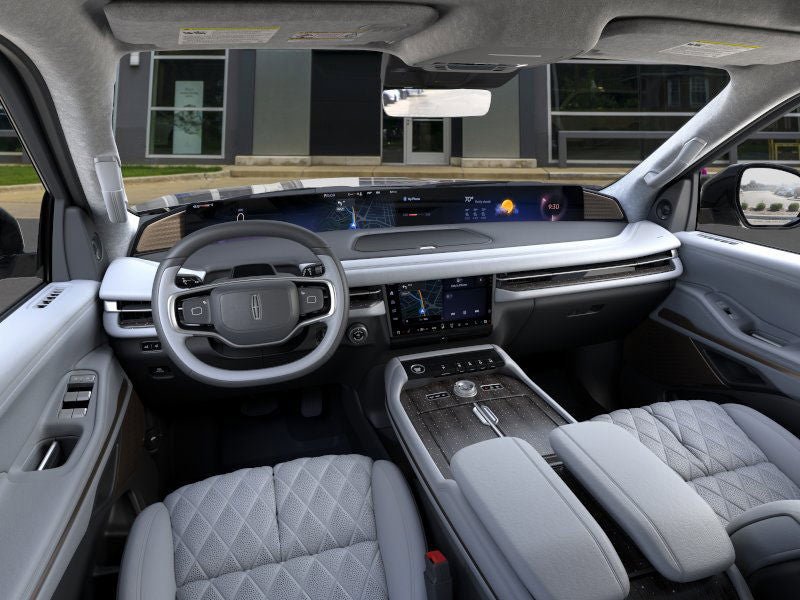 New 2026 Lincoln Navigator L Black Label AWD/4WD image 9