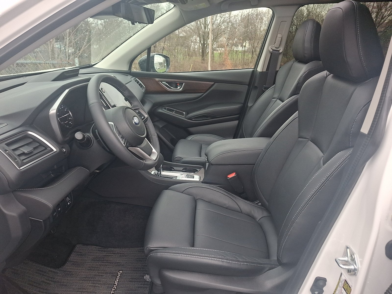 Used 2025 Subaru Ascent Touring AWD/4WD image 13