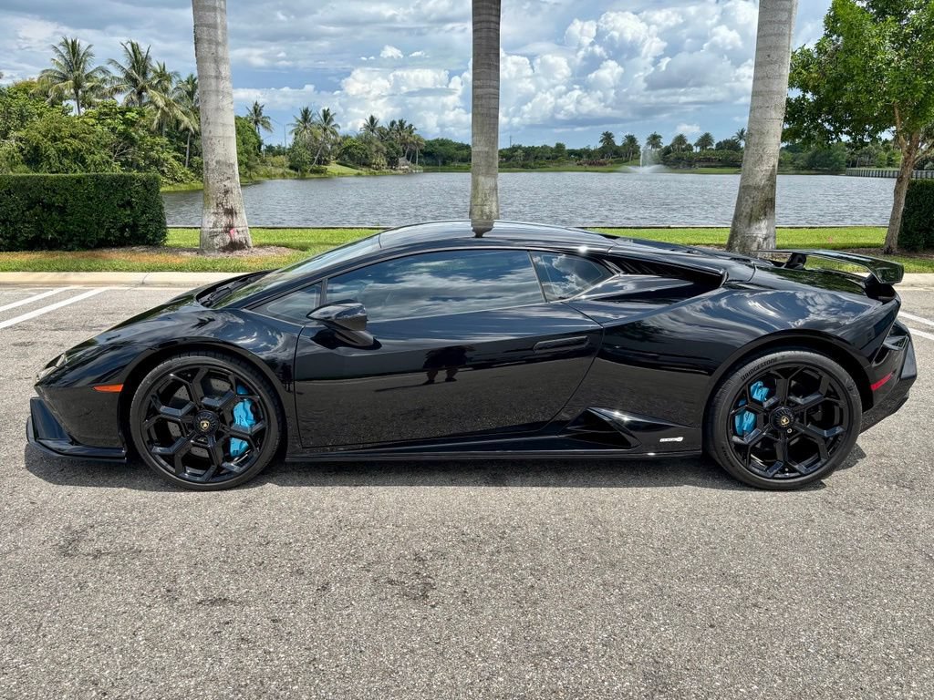 Used 2024 Lamborghini Huracan Tecnica RWD image 10