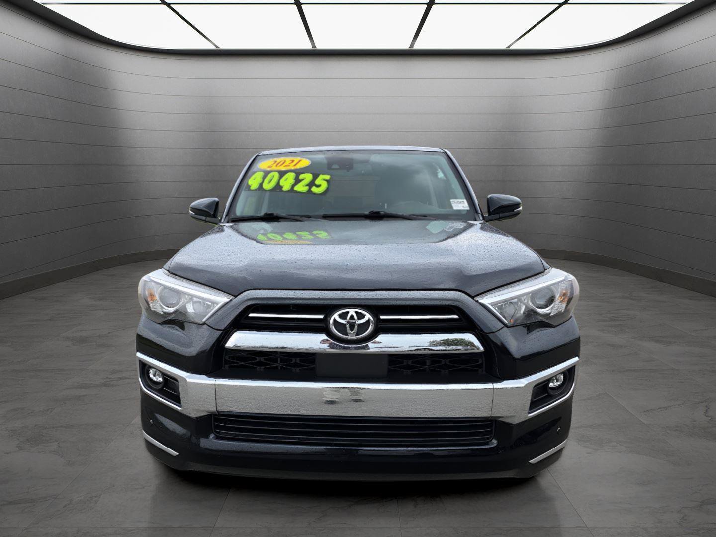 Used 2021 Toyota 4Runner Limited image 2