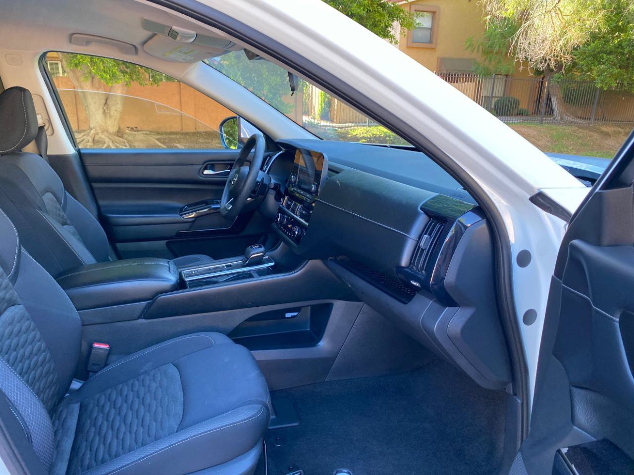 Used 2022 Nissan Pathfinder S FWD image 53