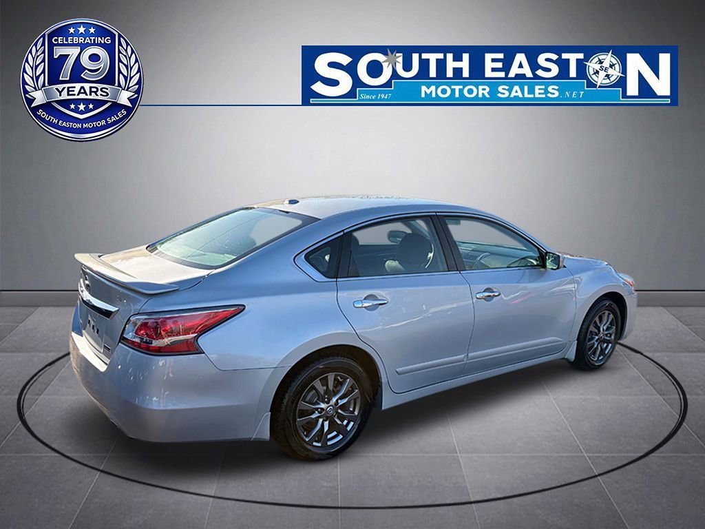 Used 2015 Nissan Altima 2.5 S w/ Special Edition Package FWD image 7