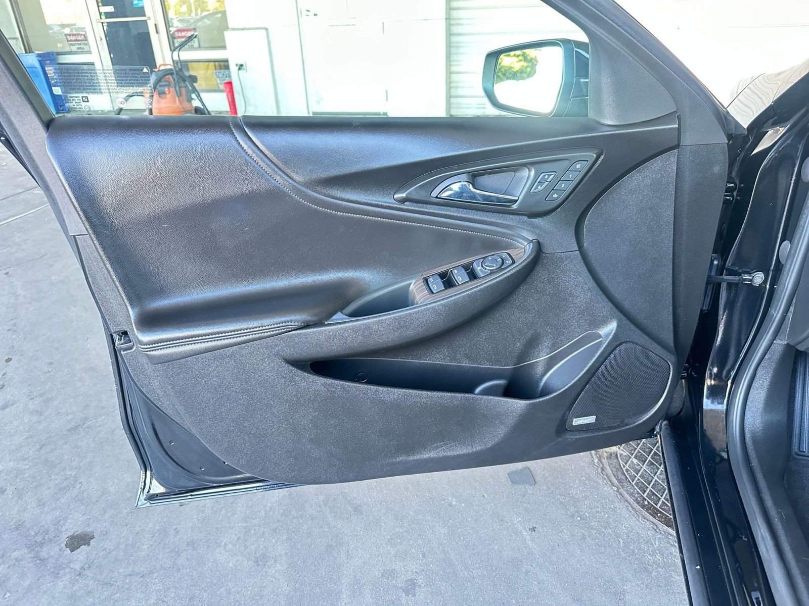 Used 2024 Chevrolet Malibu LT image 20