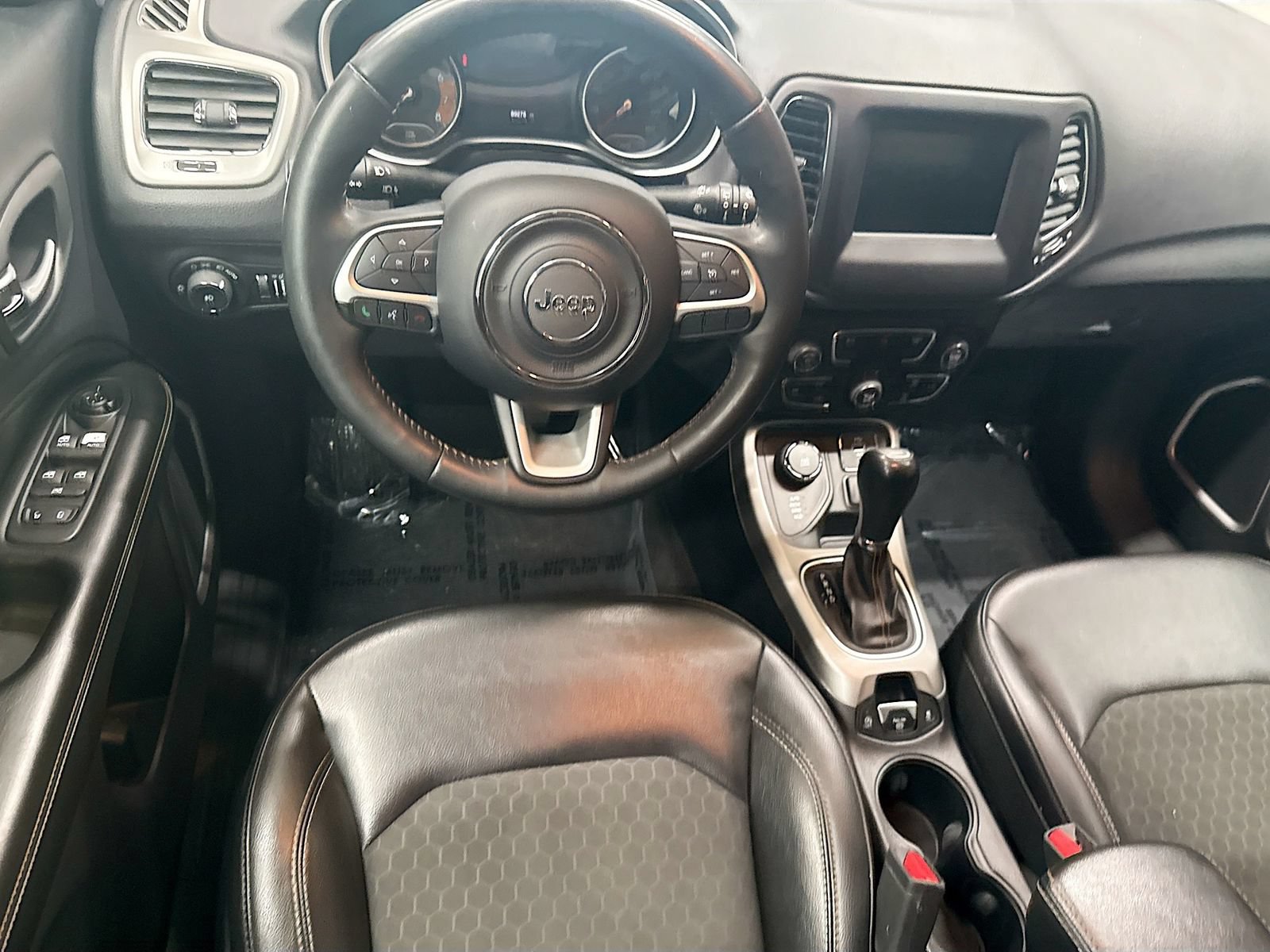 Used 2018 Jeep Compass Latitude w/ Popular Equipment Group AWD/4WD image 23