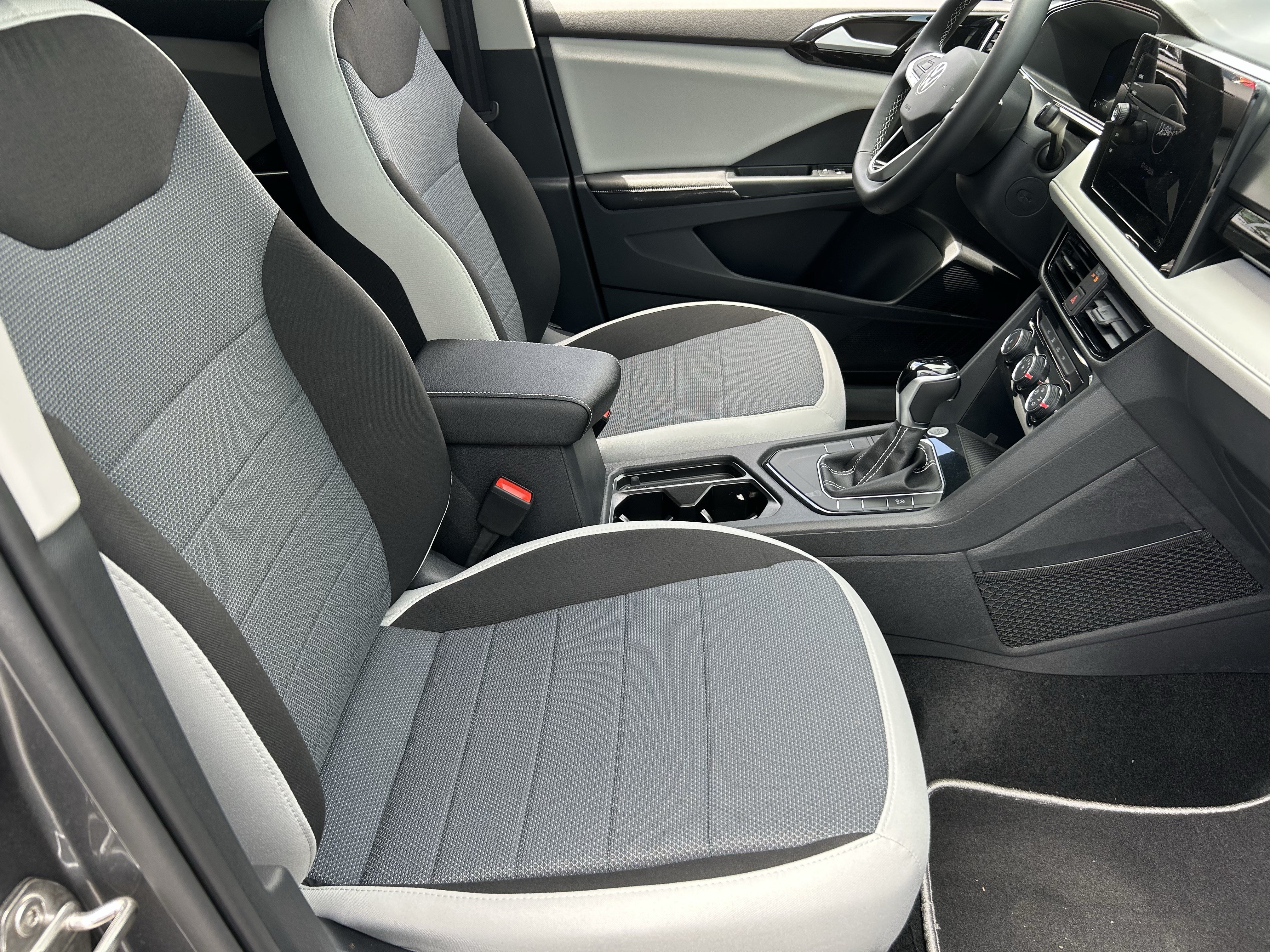 New 2026 Volkswagen Taos S FWD image 8
