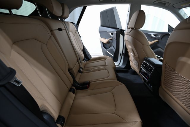 New 2026 Audi Q8 Prestige image 28