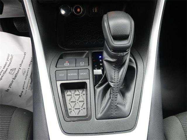 Certified 2025 Toyota RAV4 LE image 9