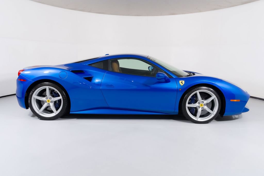 Used 2018 Ferrari 488 GTB image 19