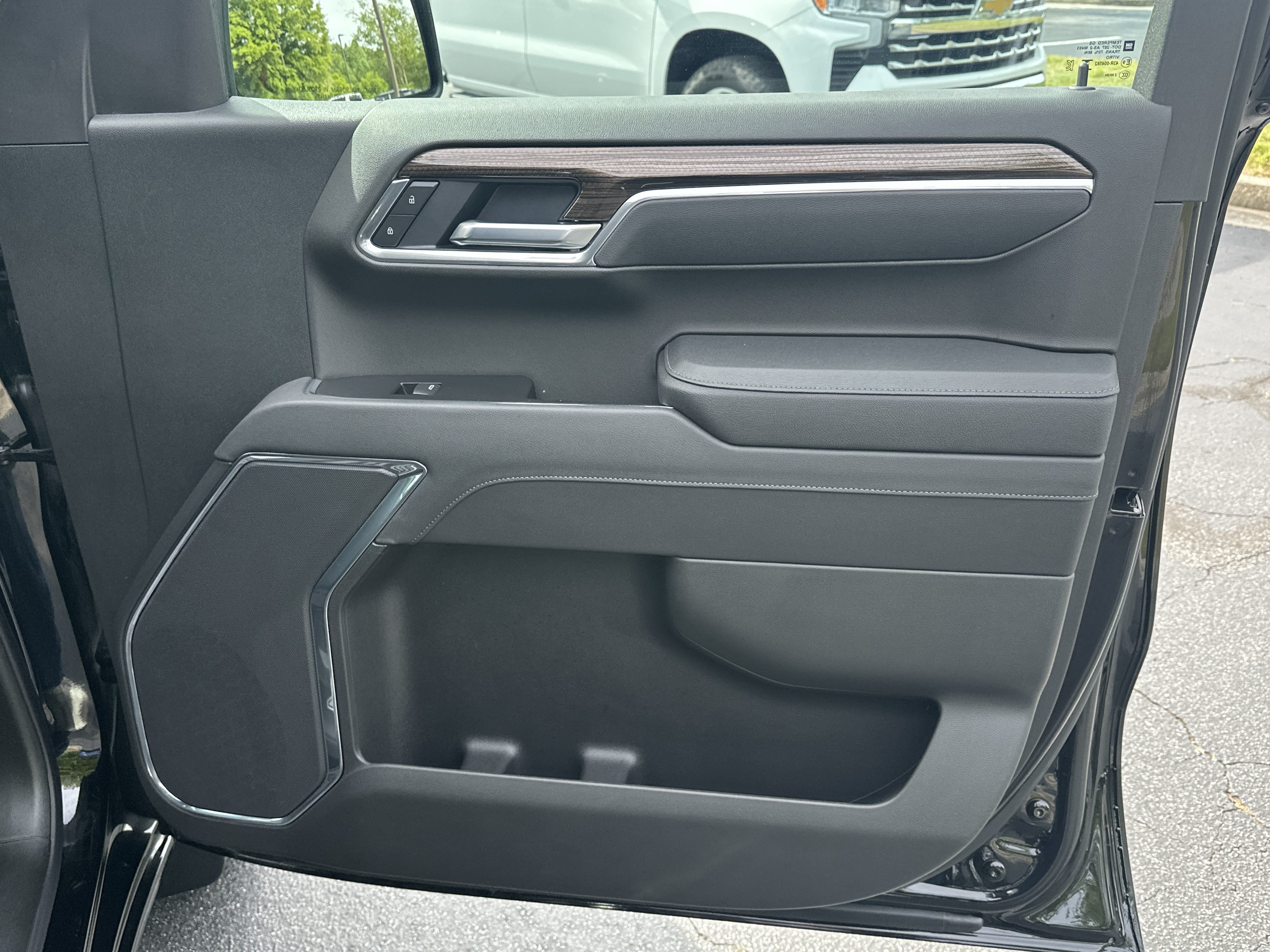 Certified 2026 Chevrolet Silverado 1500 LT RWD image 16